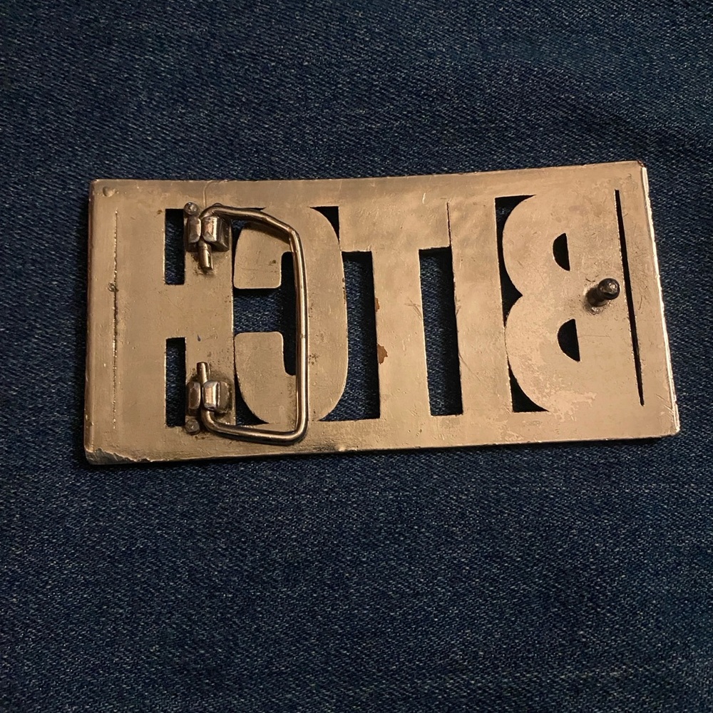 Gold Statement Belt Buckle - Picture 2 of 2